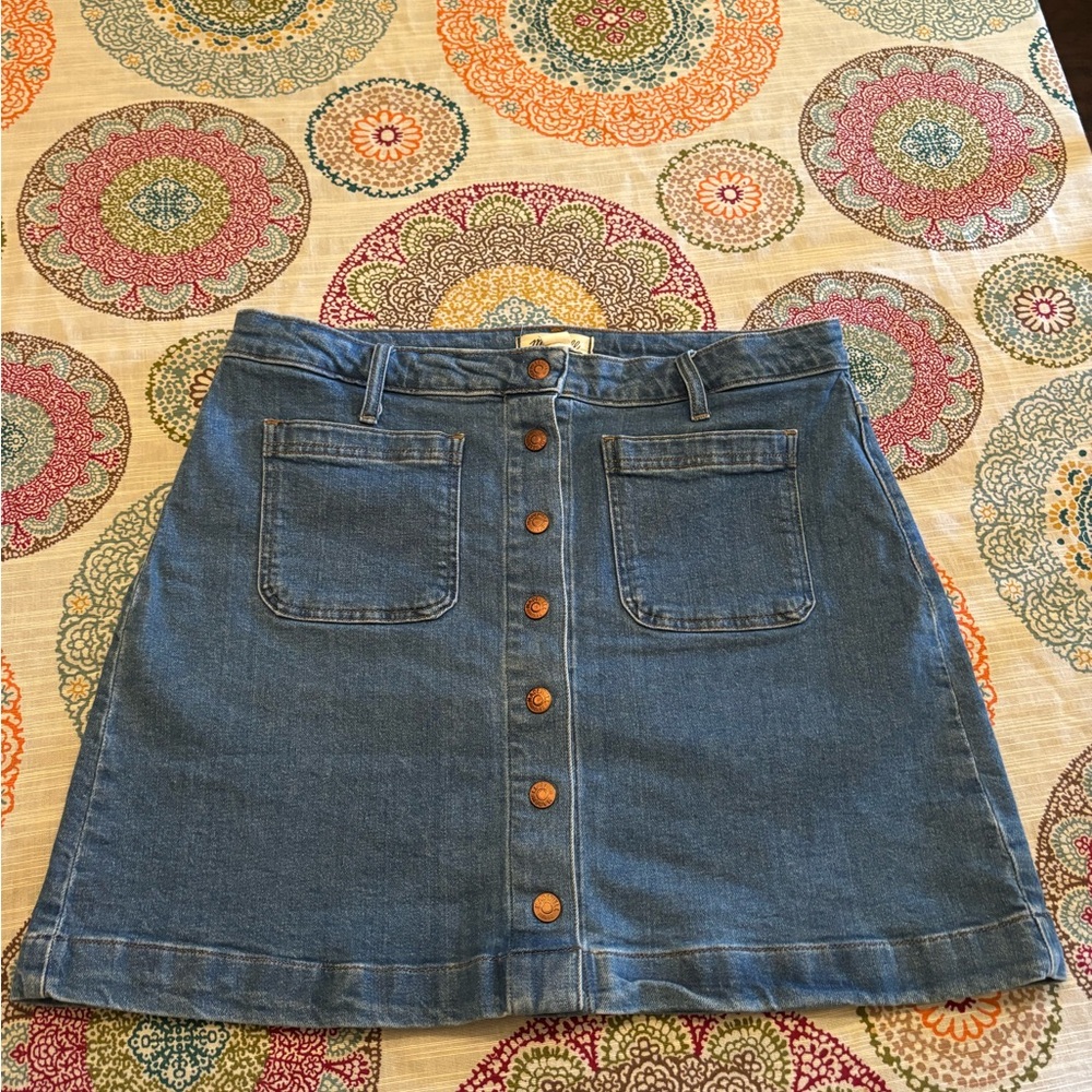Madewell denim skirt size 31